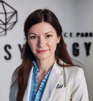 Dr. Viktoriia Tsokota