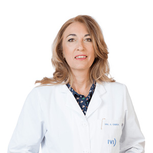 Dr. Ana Chueca